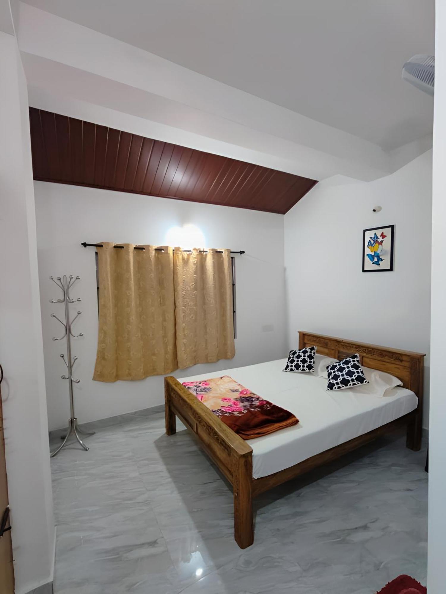Cloudy Adobe Villa Madikeri Exteriör bild