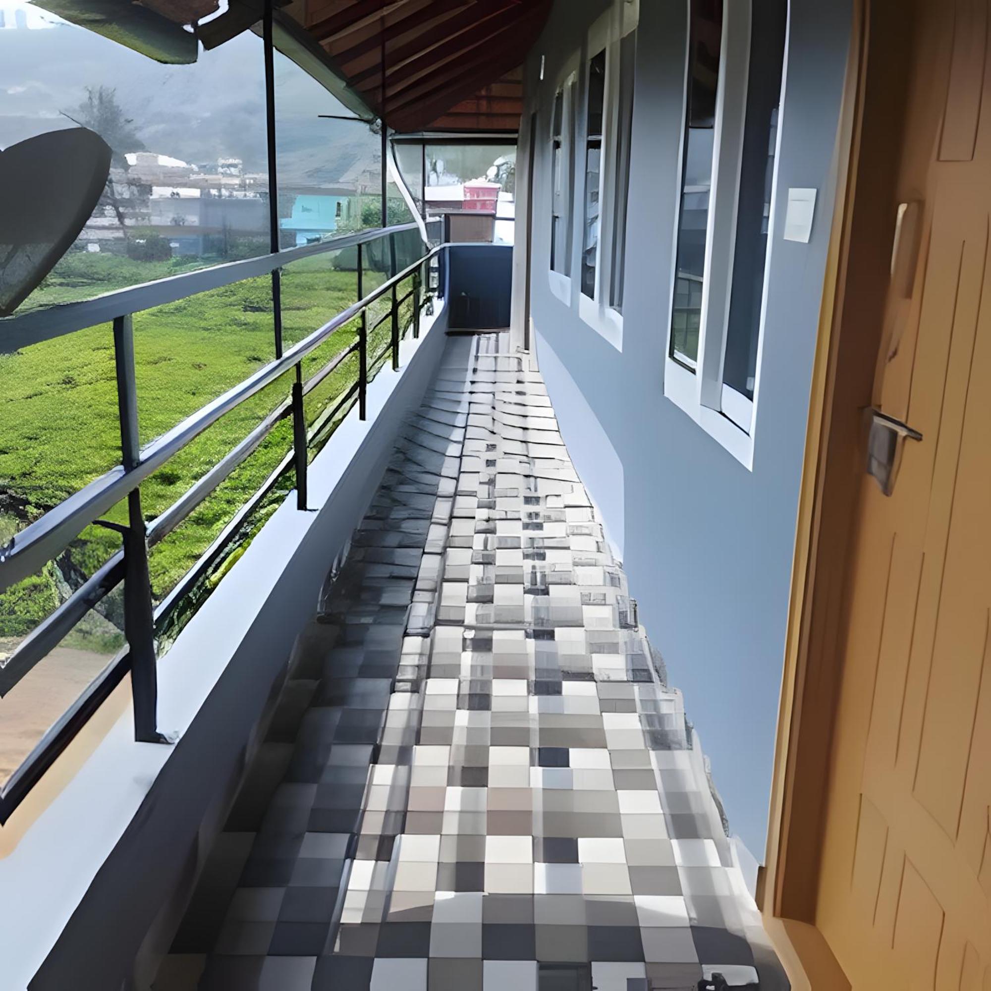 Cloudy Adobe Villa Madikeri Exteriör bild
